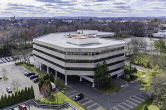 80 E State Rt 4, Paramus, NJ - aerial  map view