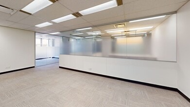 807-815 Hornby St, Vancouver, BC for lease Interior Photo- Image 2 of 5