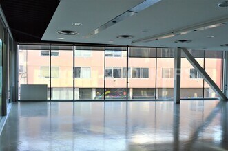 Office in Barcelona, Barcelona for lease Interior Photo- Image 2 of 5