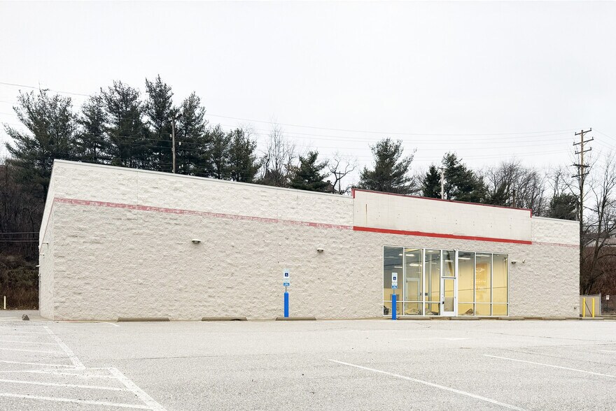 816 Ohio River Blvd, Rochester, PA à louer - Photo du bâtiment - Image 2 de 3