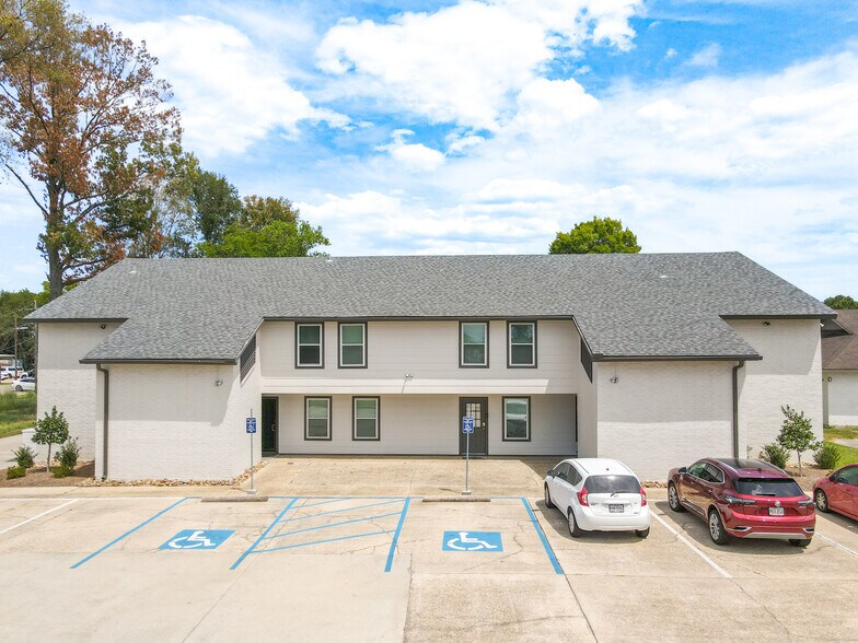5917 jones creek Rd, Baton Rouge, LA à louer - Photo du bâtiment - Image 3 de 12