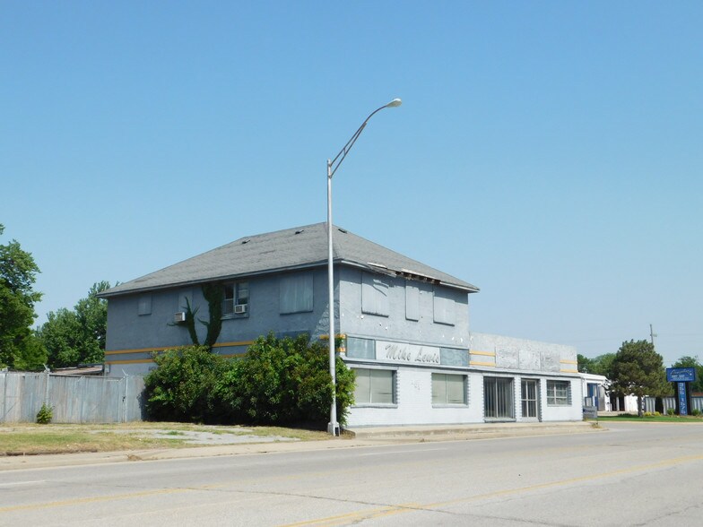 803 SW 2nd St, Lawton, OK for sale - Building Photo - Image 1 of 1