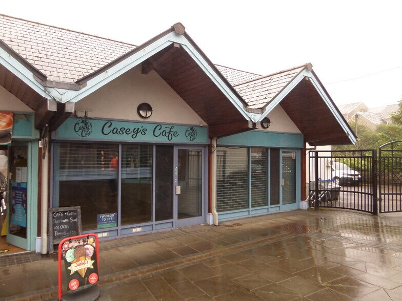 Talbot St, Maesteg à louer - Photo du bâtiment - Image 2 de 2