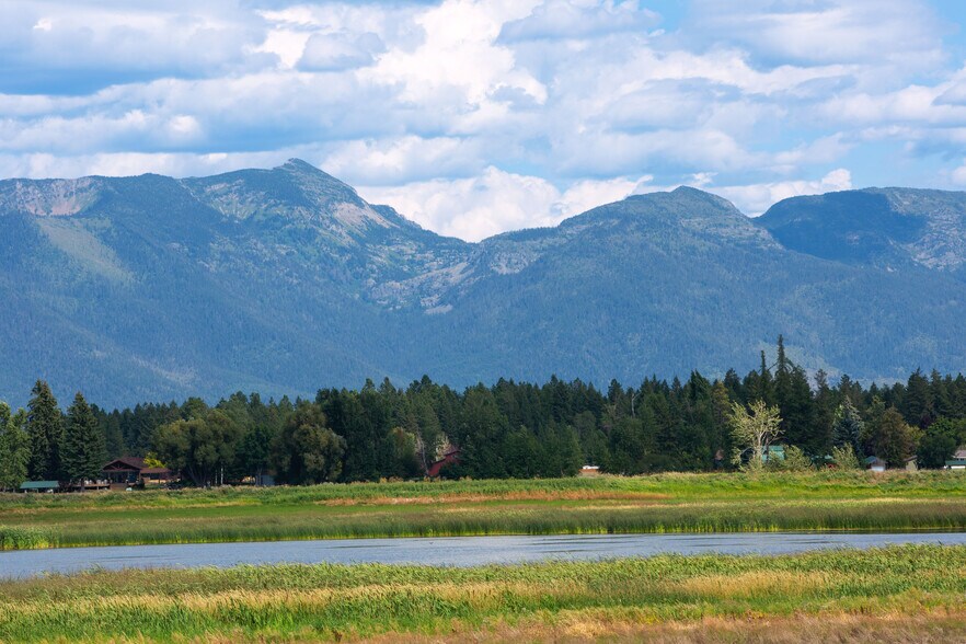 2879 Lower Valley Rd, Kalispell, MT à vendre - Aérien - Image 3 de 14