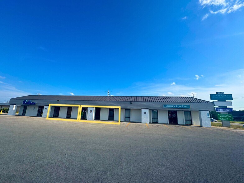 2980 N Main St, Decatur, IL à louer - Photo du bâtiment - Image 2 de 12