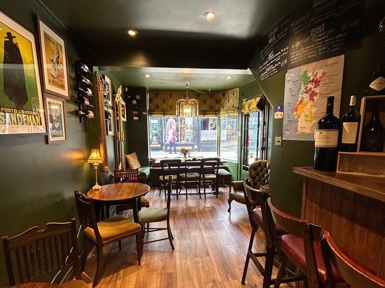 61 Harbour St, Whitstable à vendre - Photo intérieure - Image 2 de 4