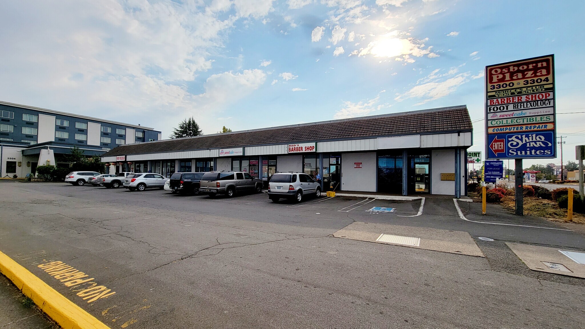 3300 Market St NE, Salem, OR à louer Photo du bâtiment- Image 1 de 7