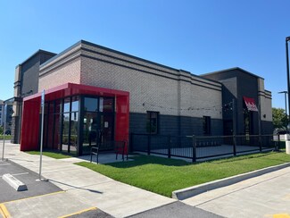 Plus de détails pour 1500 SE Eagle Way, Bentonville, AR - Commerce de détail à vendre