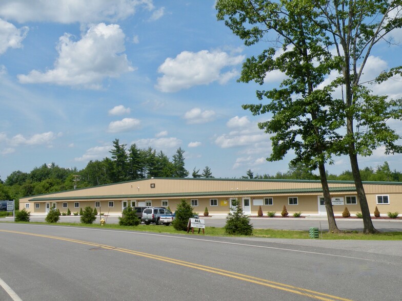 61 Airport Dr, Rochester, NH à vendre - Photo du bâtiment - Image 1 de 1