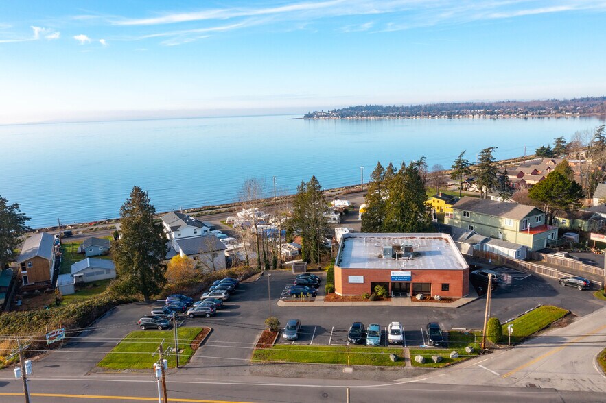 8097 Harborview Rd, Blaine, WA à louer - Photo du bâtiment - Image 2 de 21