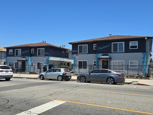 More details for 6736-6800 West Blvd, Los Angeles, CA - Multifamily for Sale