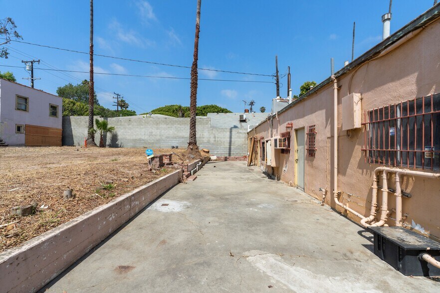 3115-3125 Santa Monica Blvd, Santa Monica, CA à vendre - Photo du bâtiment - Image 3 de 46