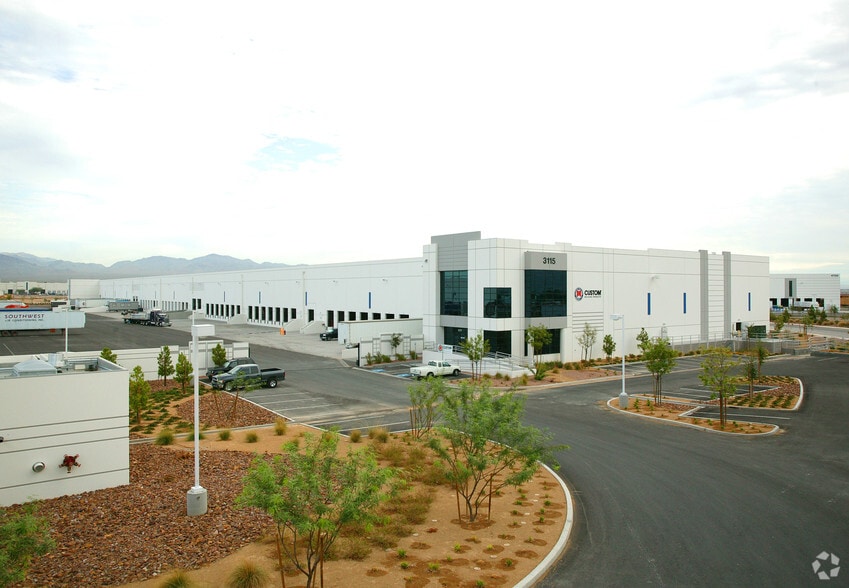 3115 E Lone Mountain Rd, North Las Vegas, NV for lease - Building Photo - Image 1 of 4