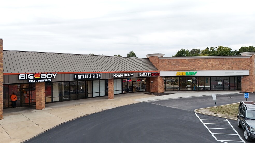 1150-1160 Shackelford Rd, Florissant, MO for lease - Building Photo - Image 2 of 6