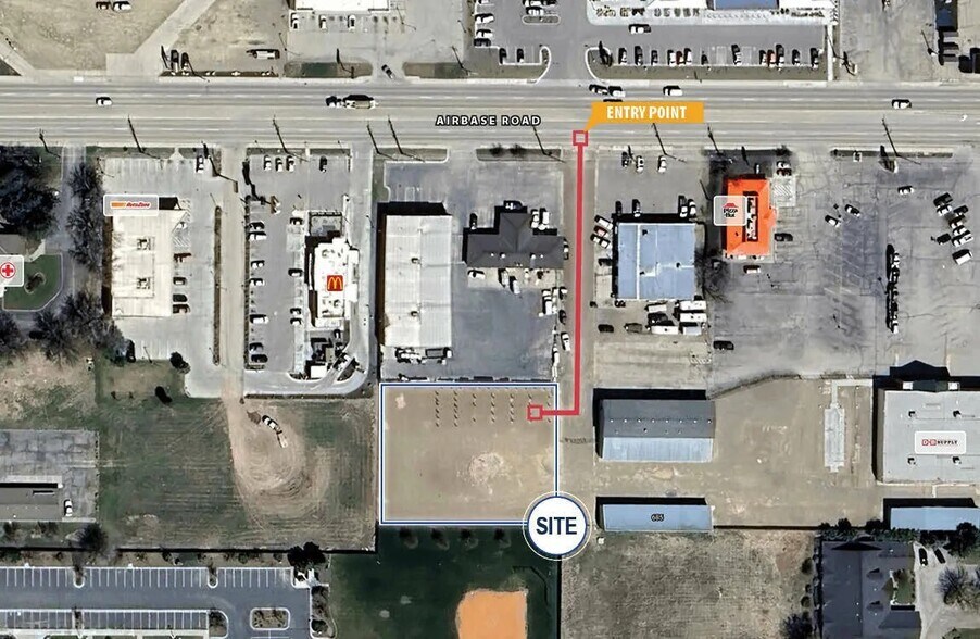 685 W Airbase Rd, Mountain Home, ID à louer - Photo du bâtiment - Image 2 de 5