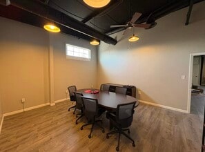 300 W Jennings St, Newburgh, IN for lease Building Photo- Image 2 of 3