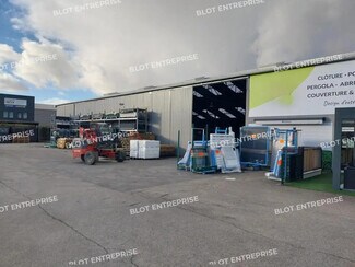 Plus de détails pour Local d'activités à louer