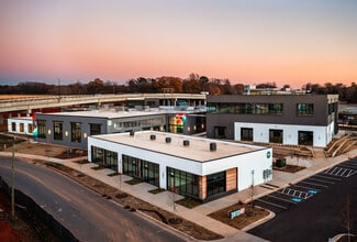 600 E Sugar Creek Rd, Charlotte, NC for lease Interior Photo- Image 1 of 1