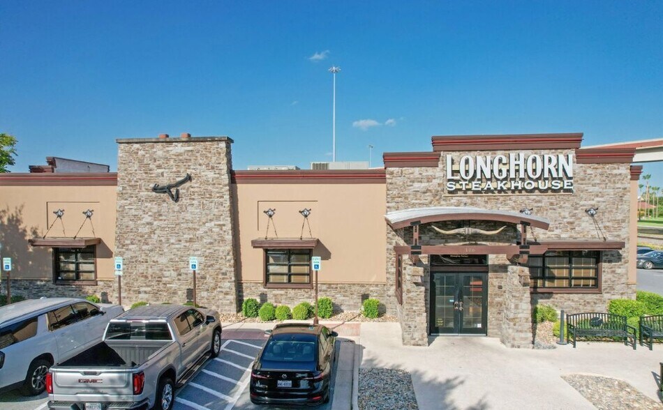 106 Bass Pro Dr, Harlingen, TX à vendre - Photo du bâtiment - Image 1 de 3