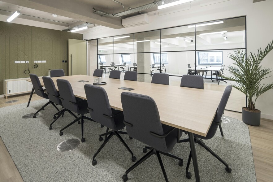 77-78 Hatton Garden, London for lease - Interior Photo - Image 3 of 13