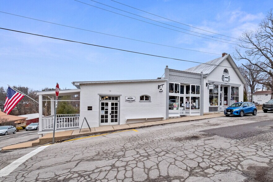 5595 Walnut St, Augusta, MO à vendre - Photo du bâtiment - Image 3 de 36