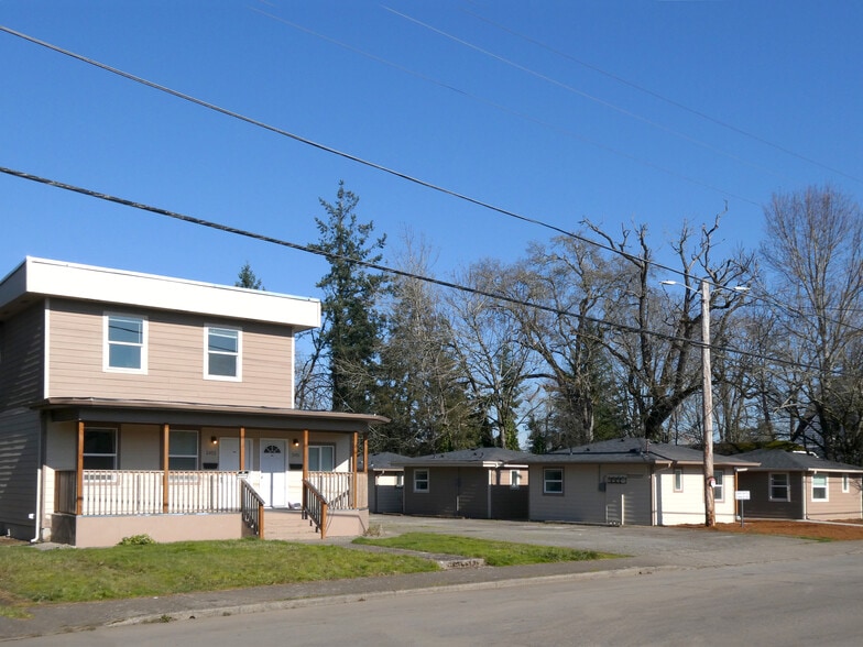 2451-2473 Trade St SE, Salem, OR for sale - Building Photo - Image 2 of 15