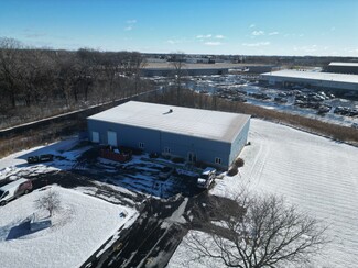 Plus de détails pour 2695 Badger Ave, Oshkosh, WI - Industriel à vendre