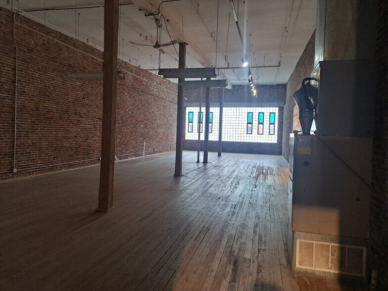 1319 Washington Ave, Saint Louis, MO à vendre - Photo du bâtiment - Image 3 de 33