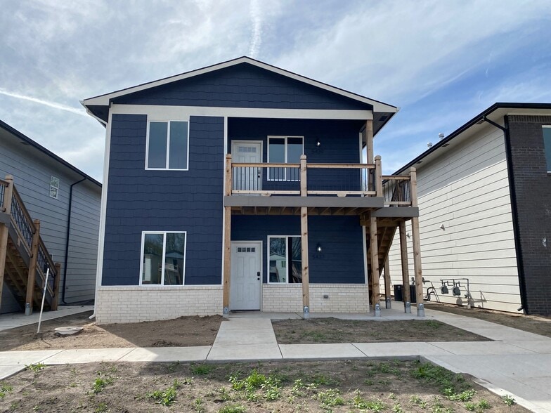5437 N Bressler Dr, Park City, KS for sale - Primary Photo - Image 1 of 1