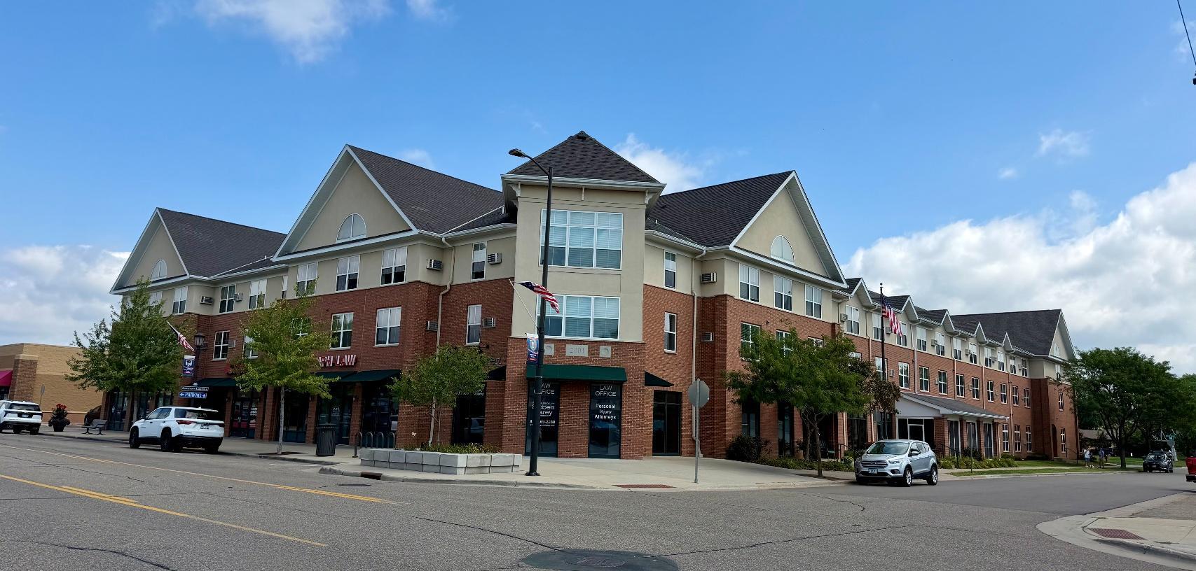 20818-20876 Holyoke Ave, Lakeville, MN for lease Building Photo- Image 1 of 4