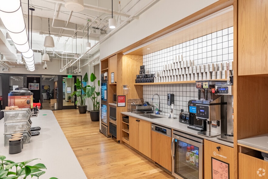 3280 Peachtree Rd NE, Atlanta, GA for lease - Interior Photo - Image 3 of 14