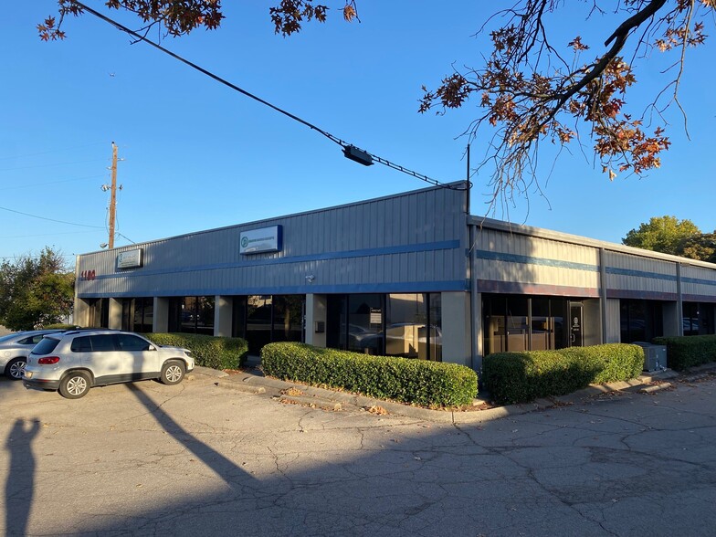 1100-1120 Elm Hill Pike, Nashville, TN for lease - Building Photo - Image 1 of 14