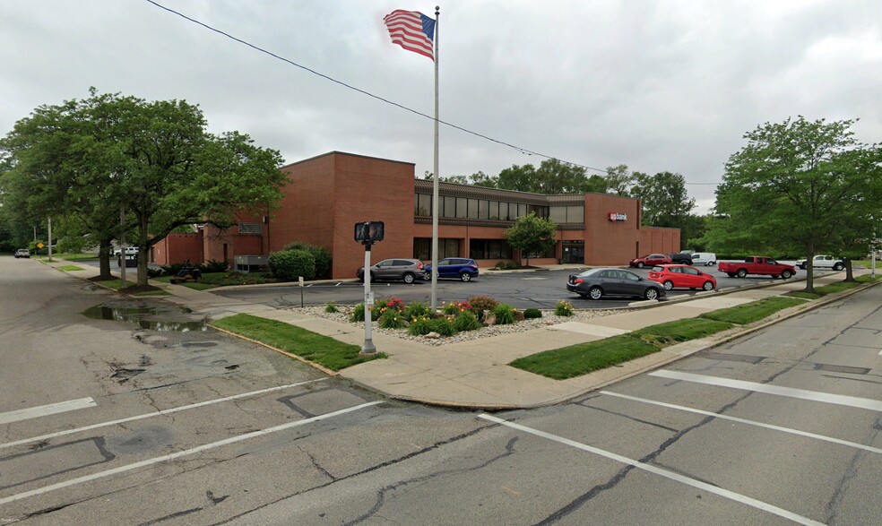 910 W Main St, Troy, OH for sale - Primary Photo - Image 1 of 2