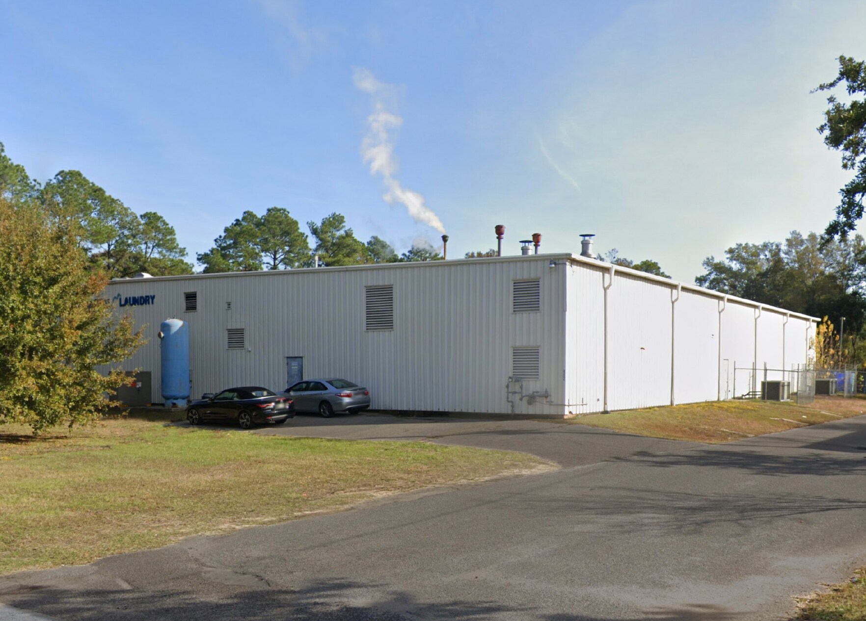 402 Western Dr, Mobile, AL for lease Building Photo- Image 1 of 6