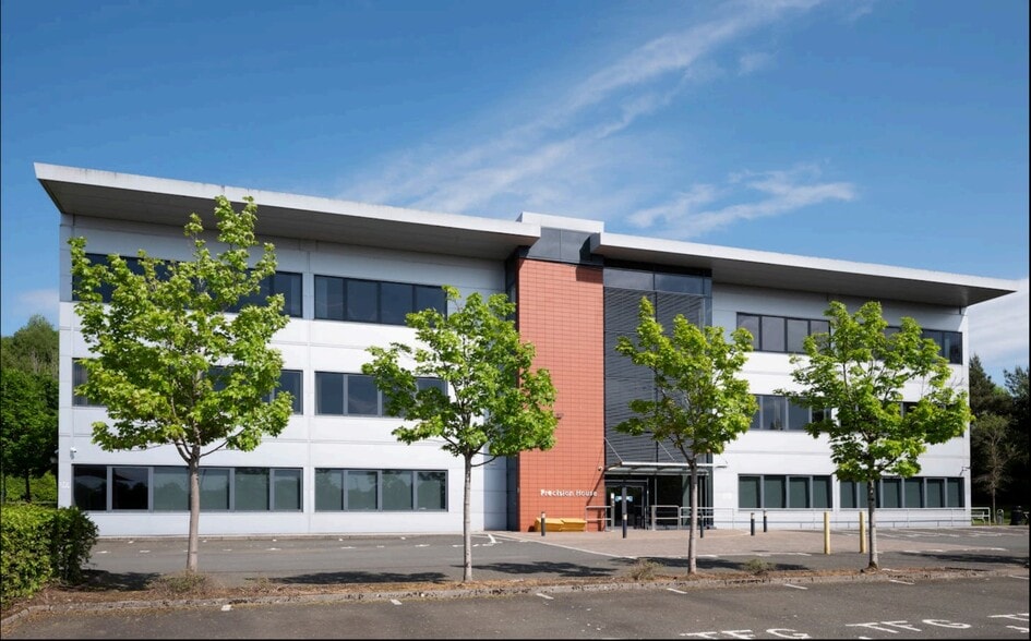 Condor Glen, Holytown à vendre - Photo du bâtiment - Image 2 de 10