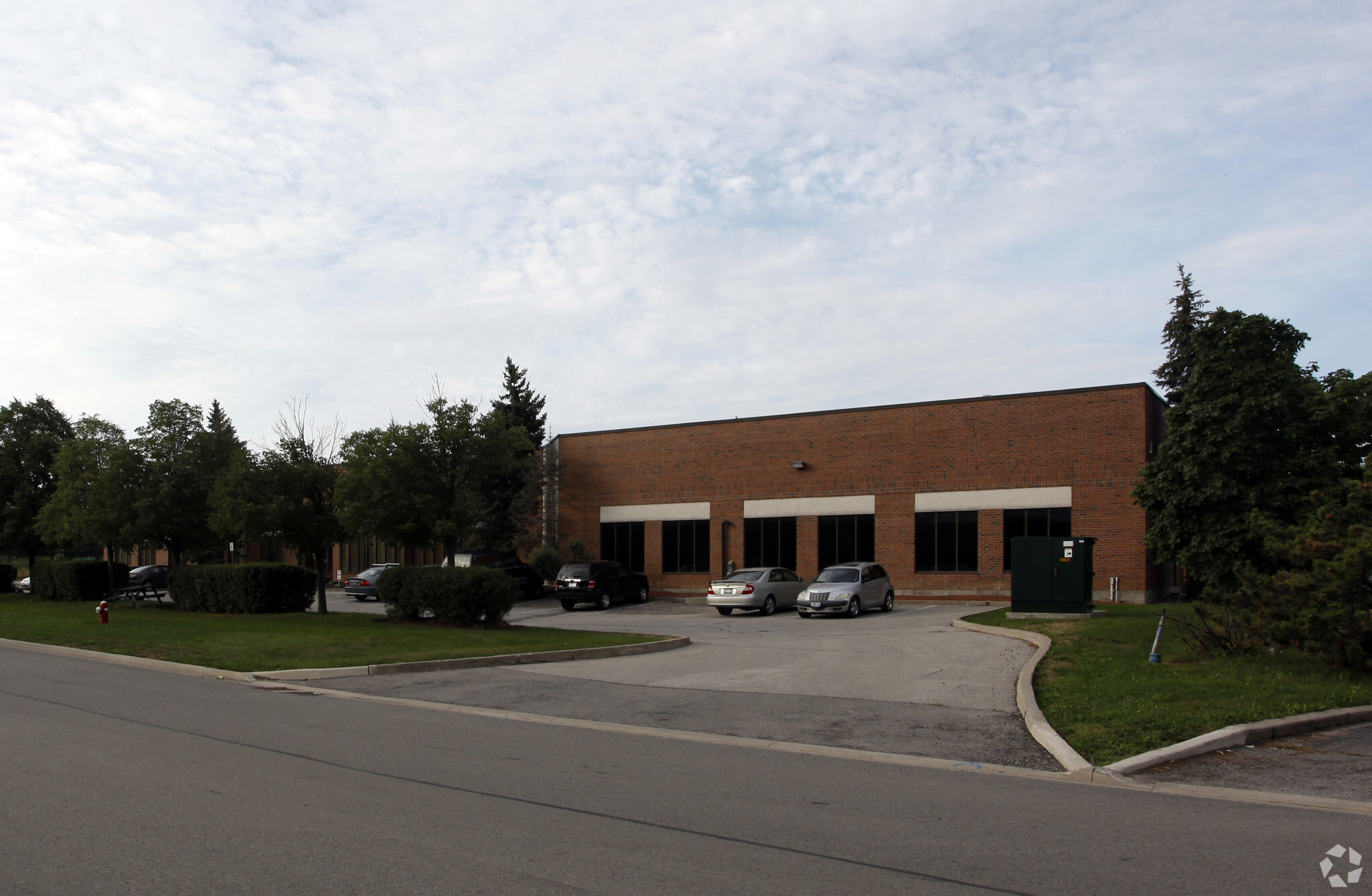 7315 Pacific Cir, Mississauga, ON for lease Primary Photo- Image 1 of 3