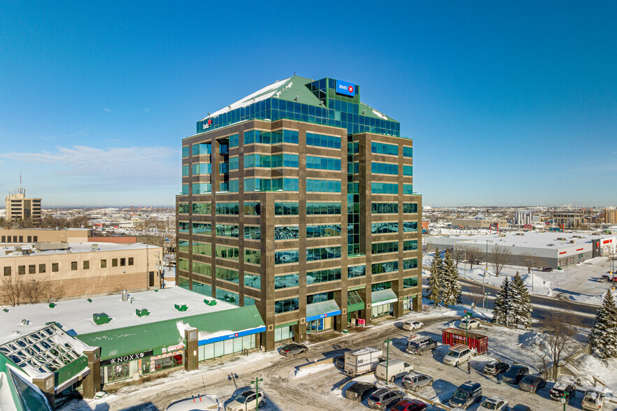 6355-6455 Rue Jean-Talon E, Saint-leonard, QC à vendre - Photo principale - Image 1 de 1