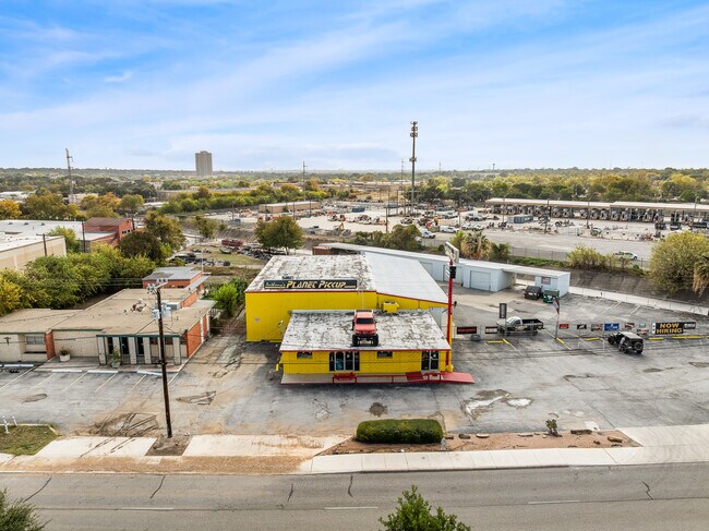 More details for 2238 NW Loop 410 Fwy, San Antonio, TX - Retail for Sale