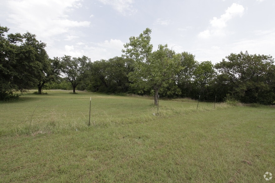 4201 Glenview Dr, Haltom City, TX à vendre - Photo du bâtiment - Image 3 de 13