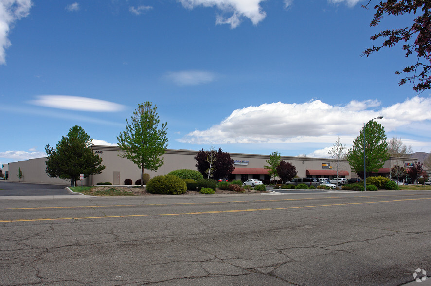 4655 Longley Ln, Reno, NV for lease - Building Photo - Image 3 of 6