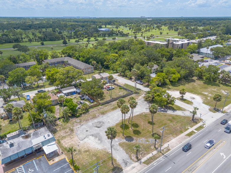 S Ridgewood Ave, Daytona Beach, FL for sale - Building Photo - Image 3 of 9