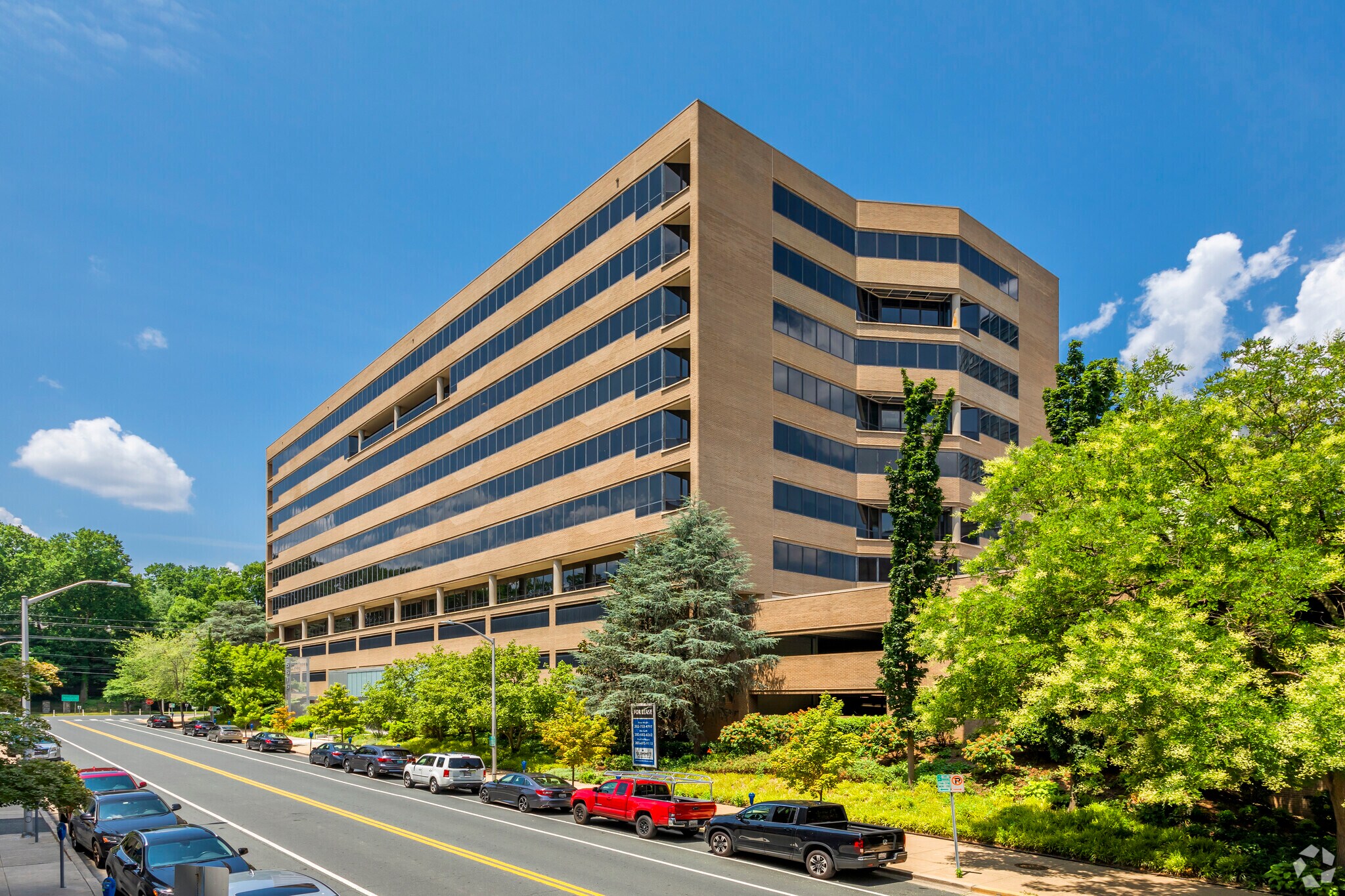5515 Security Ln, North Bethesda, MD à louer Photo du bâtiment- Image 1 de 17