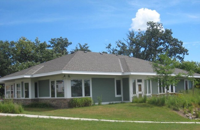 More details for 8500 Woodbury Xing, Woodbury, MN - Office for Sale