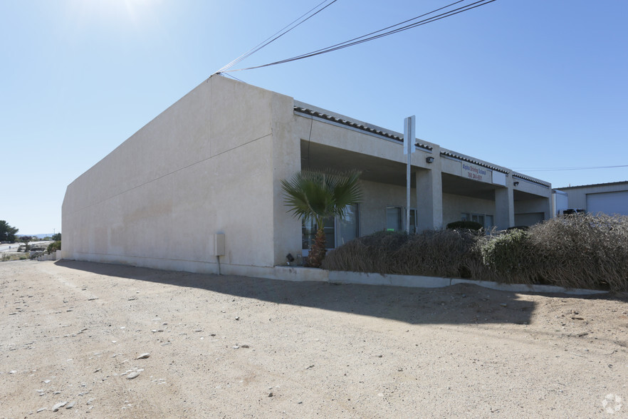 17096 Sequoia, Hesperia, CA for lease - Building Photo - Image 2 of 4