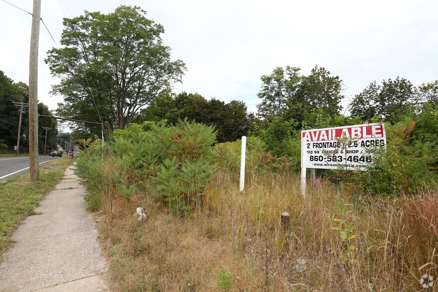 100 Franklin St, Bristol, CT à louer - Photo du bâtiment - Image 2 de 4