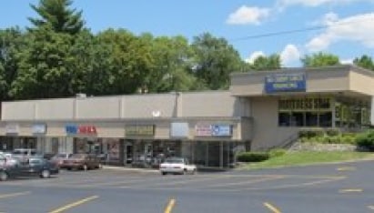 121 E Lake Ave, Peoria, IL for sale - Primary Photo - Image 1 of 6