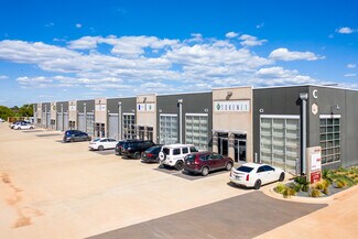 Plus de détails pour 3825 NW 166th St, Edmond, OK - Local d'activités à louer