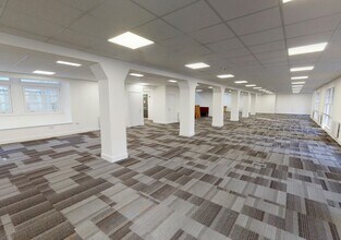 19 Waterloo St, Glasgow for lease Interior Photo- Image 2 of 2