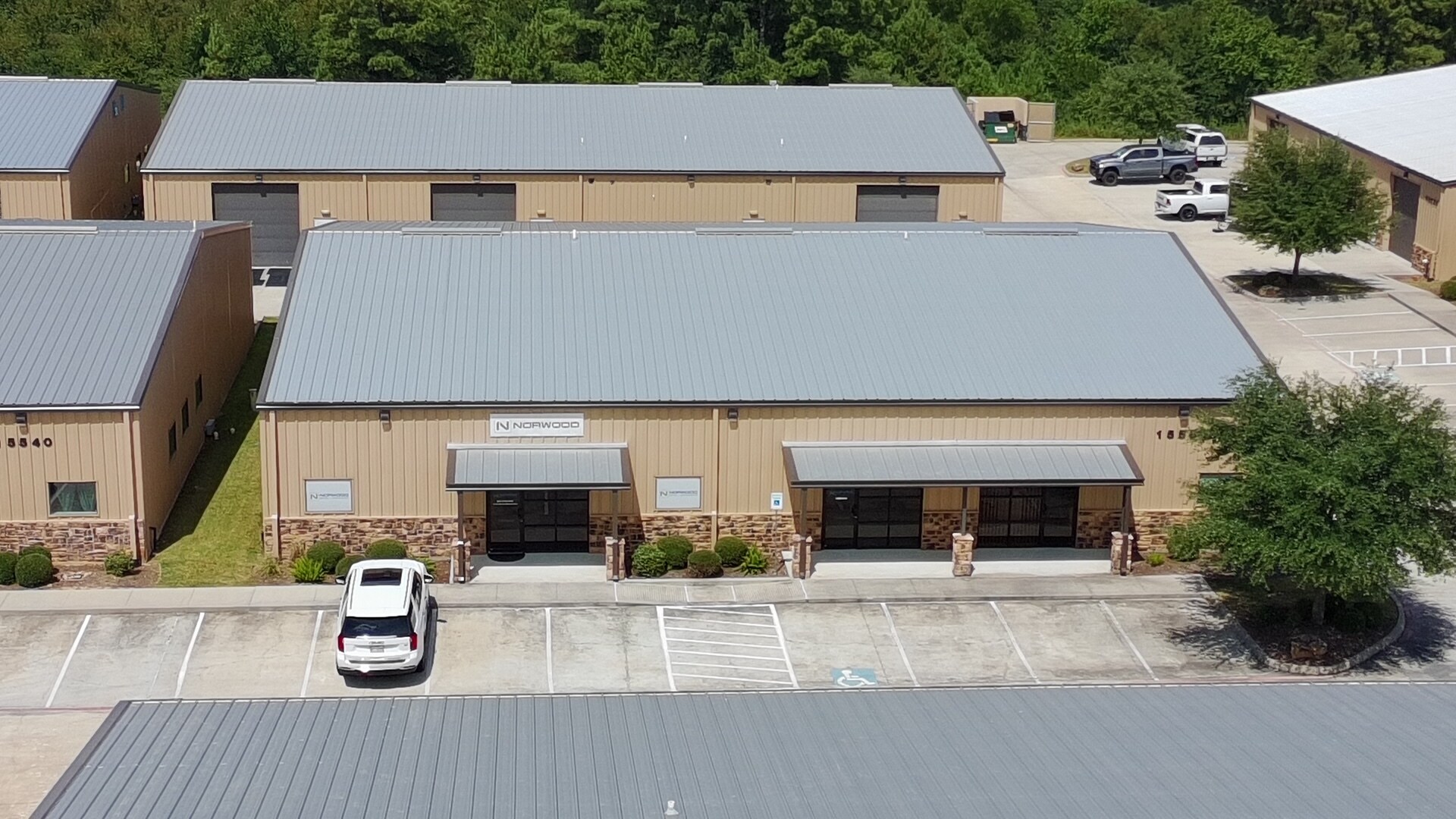 15349 Summit Park Dr, Montgomery, TX for lease Building Photo- Image 1 of 12