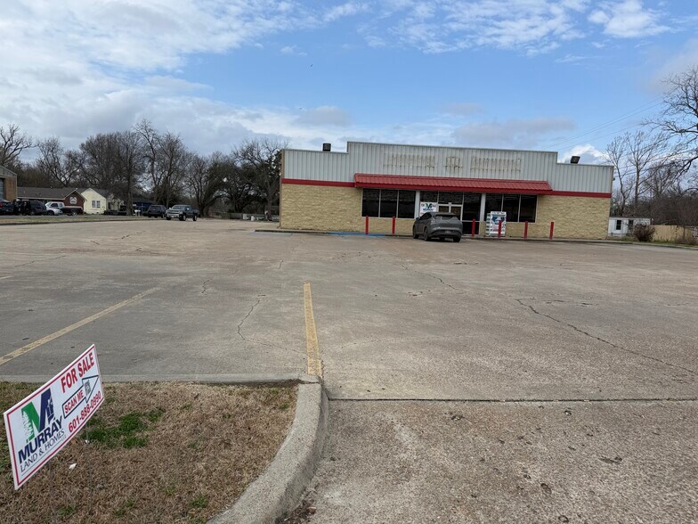 504 N EE Wallace Blvd, Ferriday, LA à vendre - Photo du bâtiment - Image 2 de 18